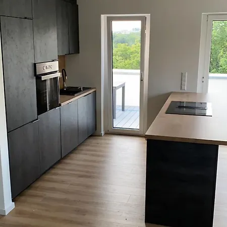 Rooftop Terrace Quiet Arrea With Parking Apartment